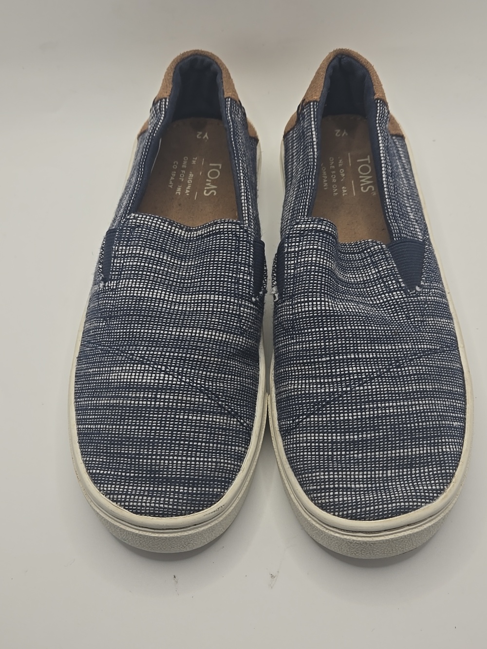 Toms Kids Navy and White Slip-On Canvas Loafers Sz 2Y Boho Beachy